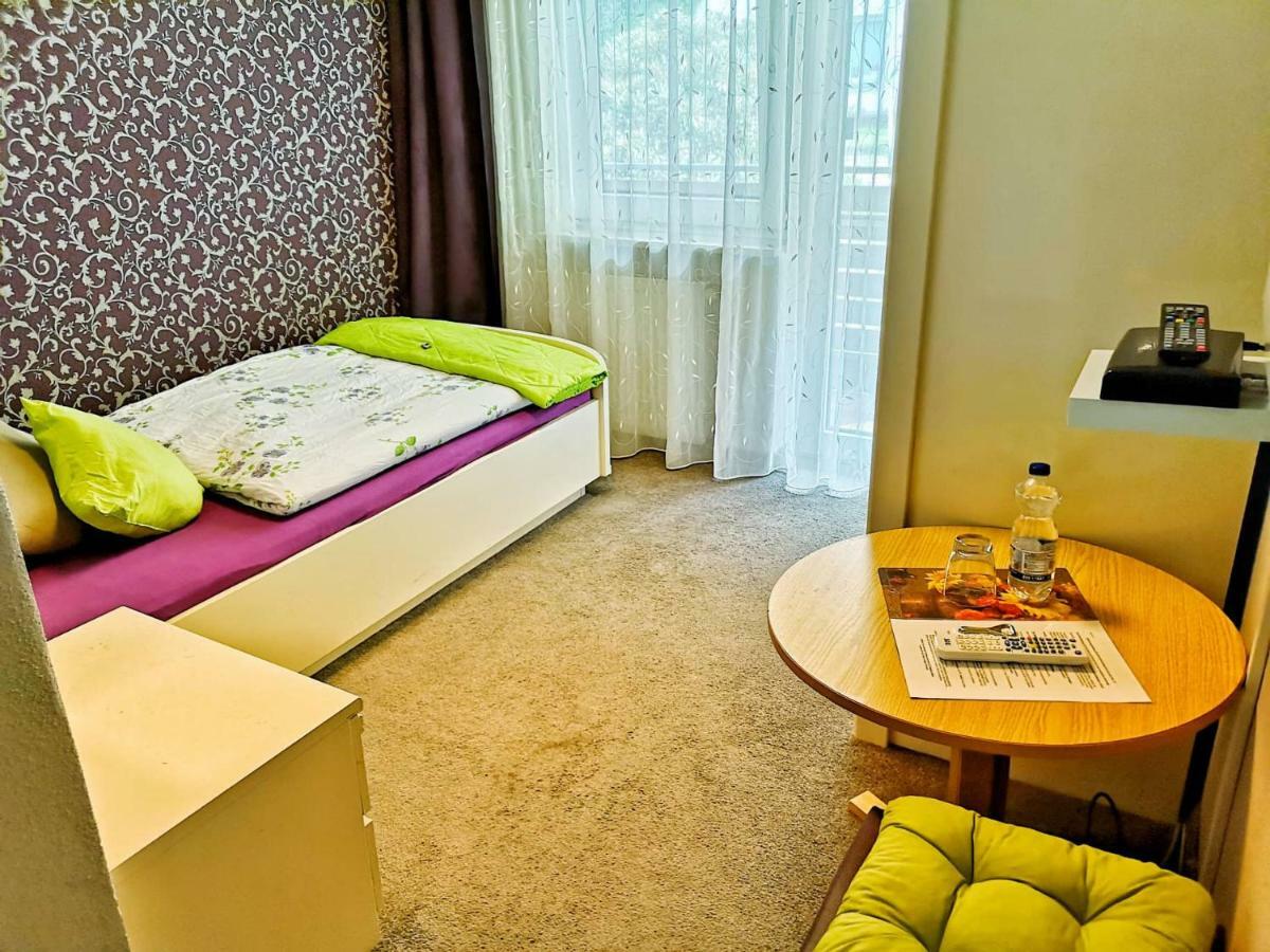 Hotel Pension Waldbaude 바멘스타이나크 외부 사진